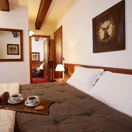 Hotel Dei Camosci Courmayeur Room photo